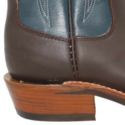 16" Blue Upper w/ Tulip Stitching

Brown Timberjack Steer Vamp

Regular Forties Toe

Slightly Tapered Heel