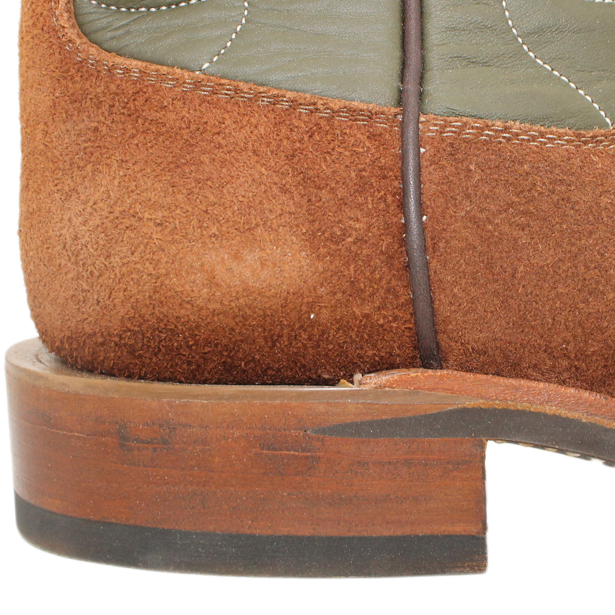 Forest uppers w/ Loops stitching

Brown Timberjack Rough Out Steer Vamp

Wide French Square Toe

Block Heel