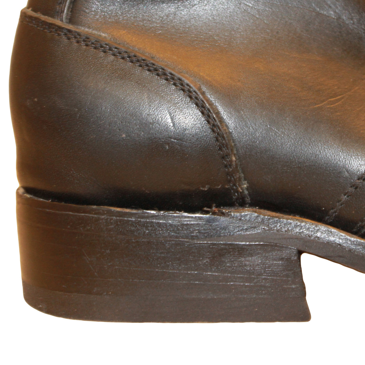 8" Lace-Up

Black Steer

Round toe

Block Heel